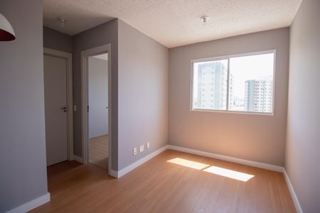 Sala de apartamento à venda com 2 quartos, 43m² em Bonsucesso, Rio de Janeiro