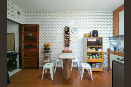 Apartamento à venda com 210m², 4 quartos e sem vagaCozinha