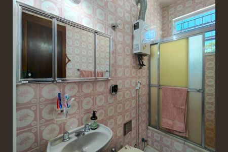 Apartamento à venda com 210m², 4 quartos e sem vagaBanheiro da Suíte