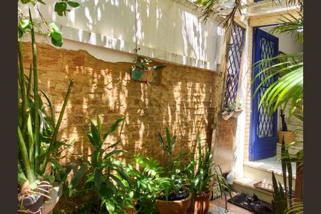 Apartamento à venda com 210m², 4 quartos e sem vagaFachada