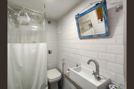 Apartamento à venda com 210m², 4 quartos e sem vagaBanheiro Corredor