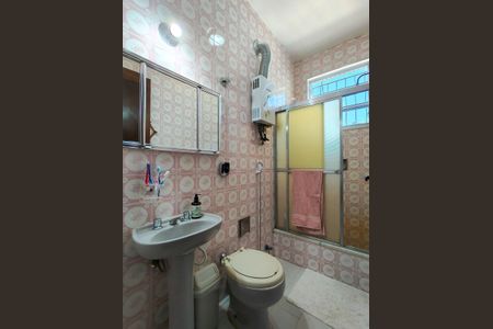 Apartamento à venda com 210m², 4 quartos e sem vagaBanheiro da Suíte