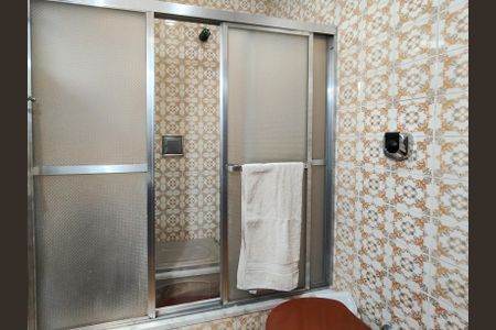 Apartamento à venda com 210m², 4 quartos e sem vagaBanheiro Corredor