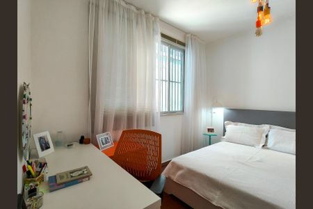 Apartamento à venda com 210m², 4 quartos e sem vagaQuarto 1