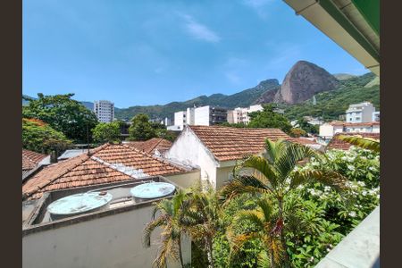 Apartamento à venda com 210m², 4 quartos e sem vagaVista