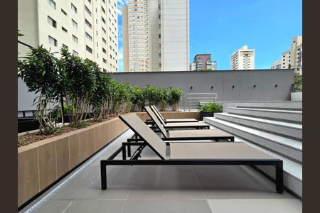 Apartamento à venda com 25m², 1 quarto e sem vagaÁrea comum - Piscina