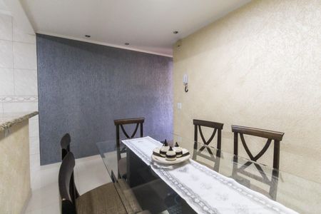 Casa à venda com 220m², 3 quartos e 4 vagas Casa à venda com 220m², 3 quartos e 4 vagasCopa