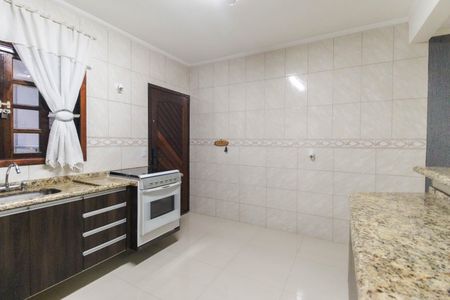 Casa à venda com 220m², 3 quartos e 4 vagas Casa à venda com 220m², 3 quartos e 4 vagasCozinha