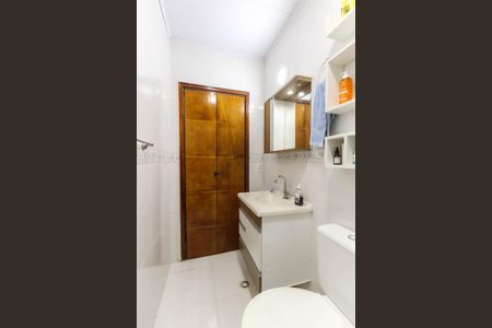 Casa à venda com 220m², 3 quartos e 4 vagas Casa à venda com 220m², 3 quartos e 4 vagasBanheiro SocialBanheiro Social