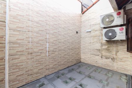 Casa à venda com 220m², 3 quartos e 4 vagas Casa à venda com 220m², 3 quartos e 4 vagasÁrea do Quarto 3