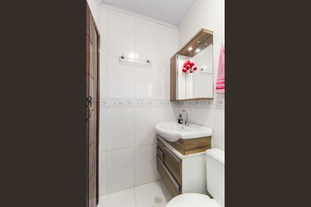 Casa à venda com 220m², 3 quartos e 4 vagas Casa à venda com 220m², 3 quartos e 4 vagasBanheiro da Suíte