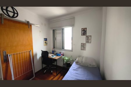 Apartamento à venda com 60m², 2 quartos e 2 vagasQuarto 2