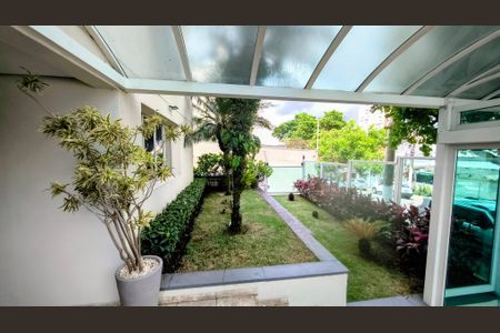 Apartamento à venda com 60m², 2 quartos e 2 vagasFachada