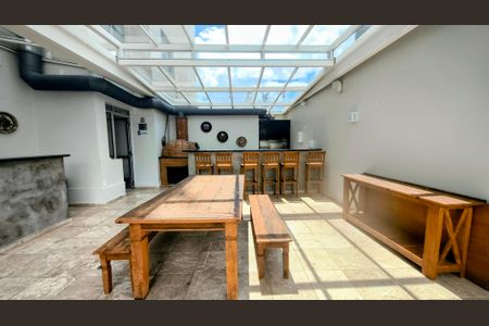 Apartamento à venda com 60m², 2 quartos e 2 vagasEspaço Gourmet