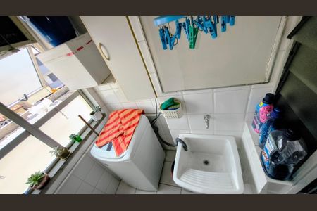 Apartamento à venda com 60m², 2 quartos e 2 vagasCozinha e Área de Serviço