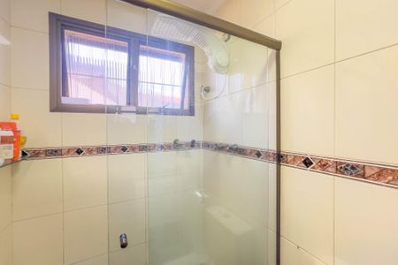 Apartamento à venda com 110m², 3 quartos e 2 vagasBanheiro do quarto 1