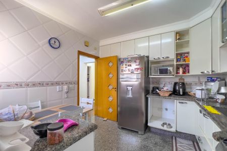 Apartamento à venda com 110m², 3 quartos e 2 vagasCozinha