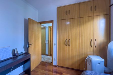 Apartamento à venda com 110m², 3 quartos e 2 vagasQuarto 3