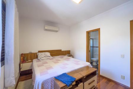 Apartamento à venda com 110m², 3 quartos e 2 vagasQuarto 1