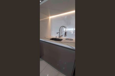 Apartamento à venda com 86m², 2 quartos e 2 vagasCozinha