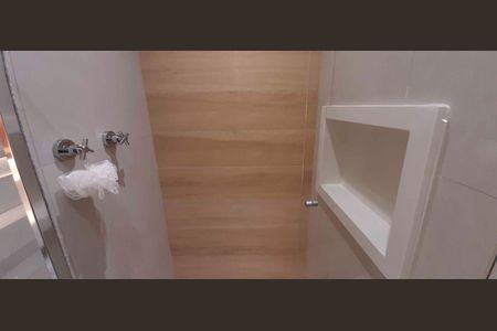 Apartamento à venda com 86m², 2 quartos e 2 vagasBanheiro da Suíte 2