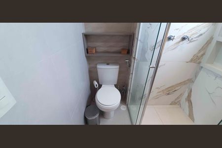 Apartamento à venda com 86m², 2 quartos e 2 vagasBanheiro da Suíte 1