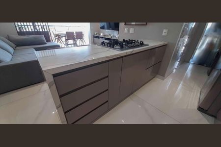 Apartamento à venda com 86m², 2 quartos e 2 vagasCozinha