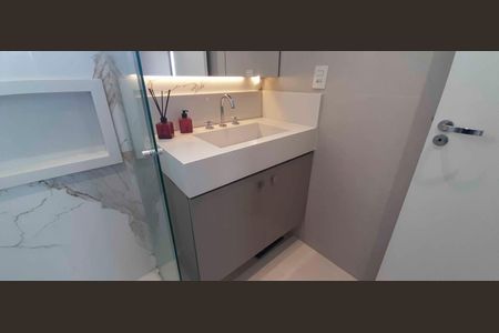 Apartamento à venda com 86m², 2 quartos e 2 vagasBanheiro da Suíte 1
