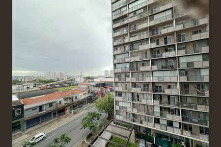 Apartamento à venda com 29m², 1 quarto e sem vaga Apartamento à venda com 29m², 1 quarto e sem vagaVaranda