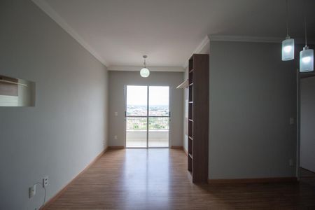 Sala de apartamento para alugar com 3 quartos, 65m² em Parque Ouro Fino, Sorocaba