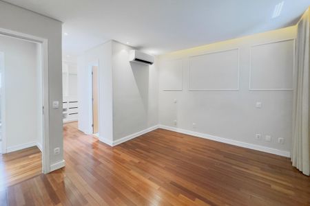 Apartamento para alugar com 3 quartos, 108m² em Jardim Paraiba, Jacareí