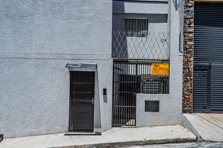 Apartamento para alugar com 28m², 1 quarto e sem vaga Apartamento para alugar com 28m², 1 quarto e sem vagaFachada