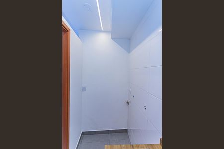 Apartamento para alugar com 28m², 1 quarto e sem vaga Apartamento para alugar com 28m², 1 quarto e sem vagaSala, cozinha e área de serviço