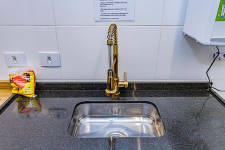 Apartamento para alugar com 28m², 1 quarto e sem vaga Apartamento para alugar com 28m², 1 quarto e sem vagaSala, cozinha e área de serviço