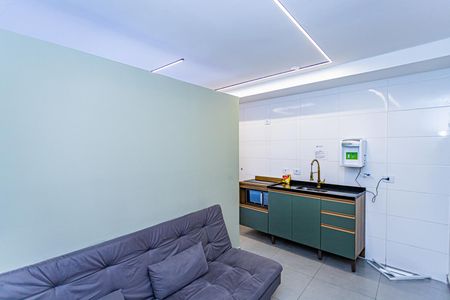 Apartamento para alugar com 28m², 1 quarto e sem vaga Apartamento para alugar com 28m², 1 quarto e sem vagaSala, cozinha e área de serviço