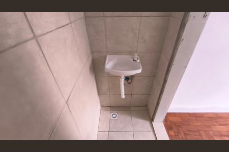 Banheiro de apartamento para alugar com 1 quarto, 20m² em Ipiranga, São Paulo