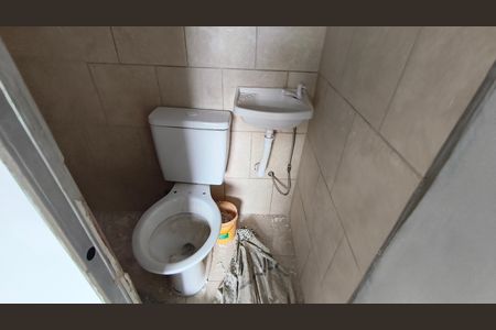 Banheiro de kitnet/studio para alugar com 1 quarto, 20m² em Ipiranga, São Paulo