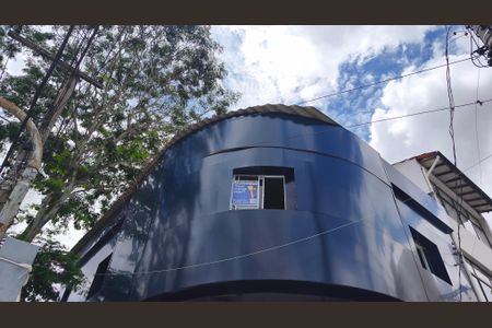 Studio para alugar com 20m², 1 quarto e sem vaga Studio para alugar com 20m², 1 quarto e sem vagaFachada + Plaquinha