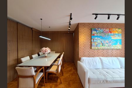 Apartamento para alugar com 120m², 2 quartos e 2 vagasSala