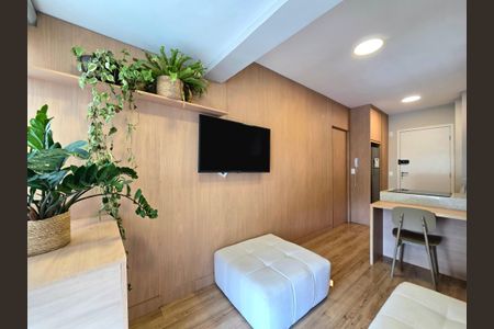 Sala de apartamento para alugar com 1 quarto, 32m² em Indianópolis, São Paulo