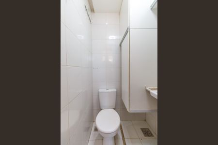 Apartamento à venda com 78m², 2 quartos e 1 vaga Apartamento à venda com 78m², 2 quartos e 1 vagaBanheiro de Serviço