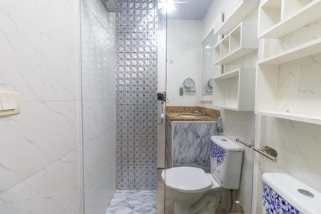 Apartamento à venda com 78m², 2 quartos e 1 vaga Apartamento à venda com 78m², 2 quartos e 1 vagaBanheiro Suite