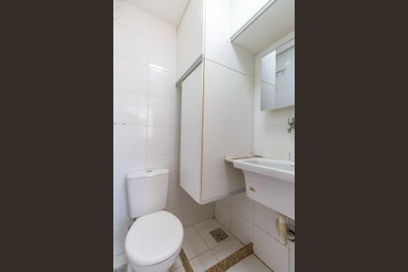 Apartamento à venda com 78m², 2 quartos e 1 vaga Apartamento à venda com 78m², 2 quartos e 1 vagaBanheiro de Serviço