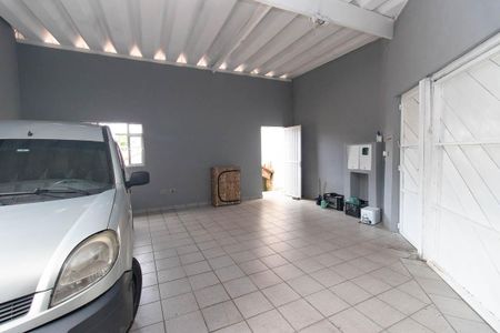Casa para alugar com 369m², 4 quartos e 2 vagasGaragem