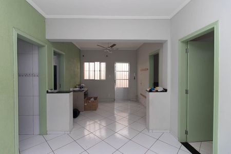 Casa para alugar com 369m², 4 quartos e 2 vagasSala