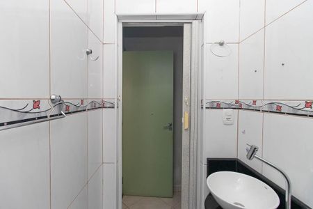 Casa para alugar com 369m², 4 quartos e 2 vagasBanheiro 2