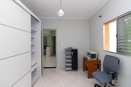 Casa para alugar com 369m², 4 quartos e 2 vagasQuarto 1