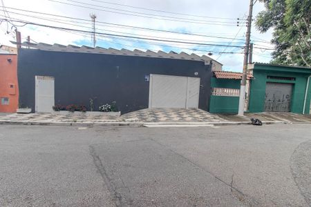 Casa para alugar com 369m², 4 quartos e 2 vagasFachada