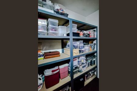 Casa à venda com 162m², 3 quartos e 2 vagasQuarto de Serviço