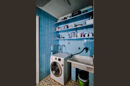 Casa à venda com 162m², 3 quartos e 2 vagasÁrea de Serviço